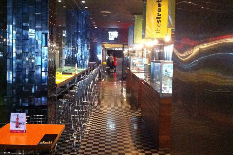 The Street The Park Park Street Area Kolkata Restaurant The Street The Park Park Street Area Kolkata Restaurant